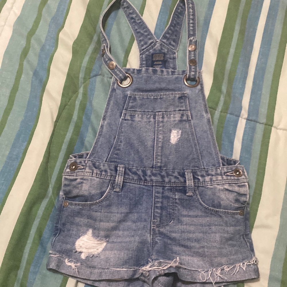 Selling as a bundle